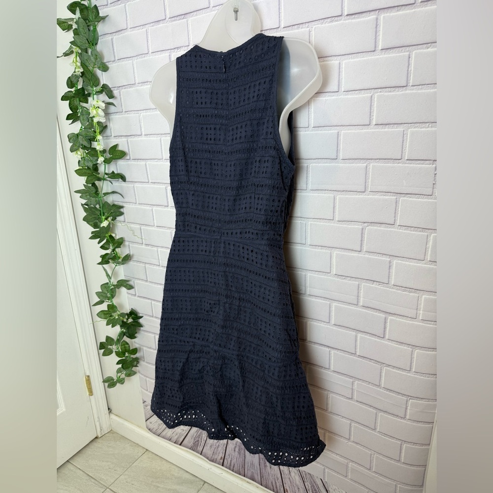 GAP Navy Blue Eyelet Sleeveless Fit & Flare Dress/size 4 - Picture 7 of 9